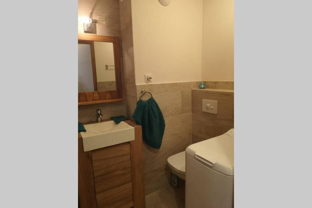Bright Refurbished Apartment - Central 莱苏什 外观 照片